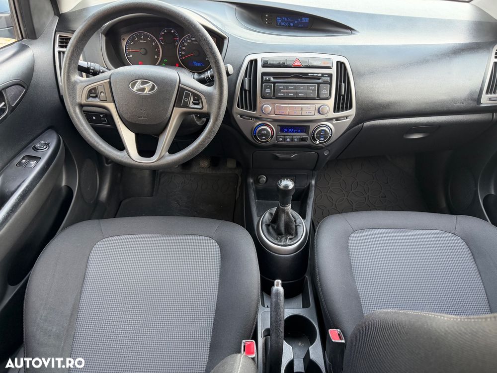 HYUNDAI i20 2013 — imagine 18
