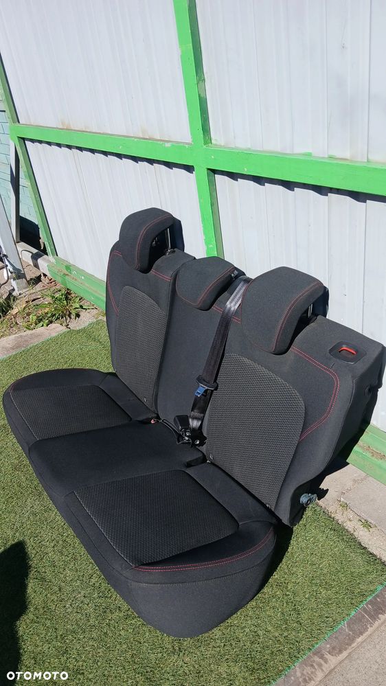 Ford Fiesta mk8 st-line fotele kanapa wnetrze - 4