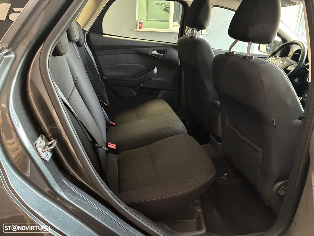 Ford Focus SW 1.5 TDCi Trend+ - 31