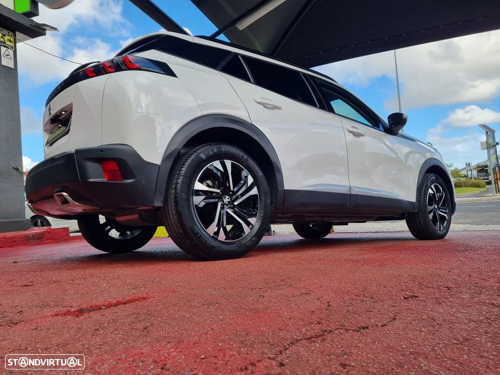 Peugeot 2008 1.2 PureTech Active Pack EAT8 - 11