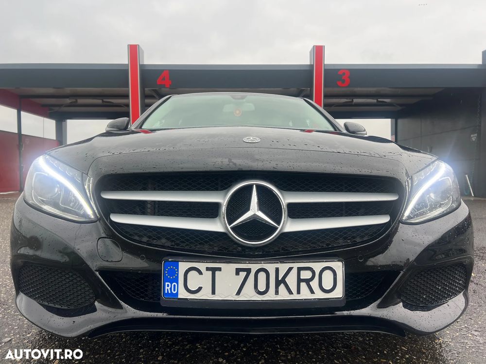 Mercedes-Benz C - 10