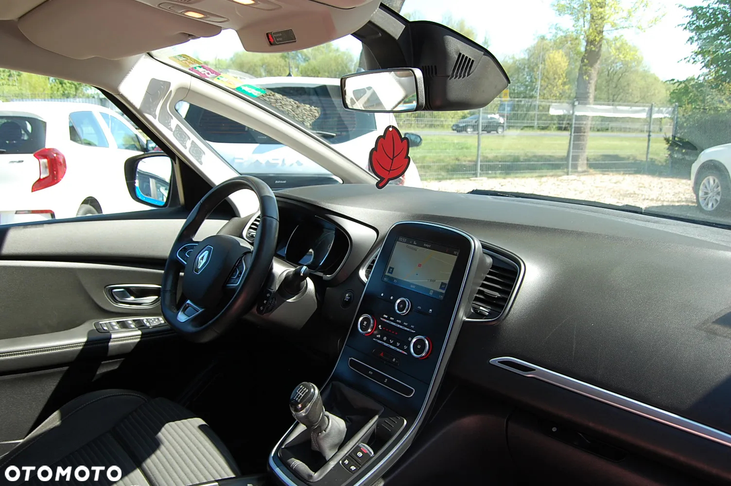 Renault Scenic - 24