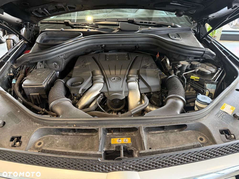 Mercedes-Benz GL 500 4-Matic - 28