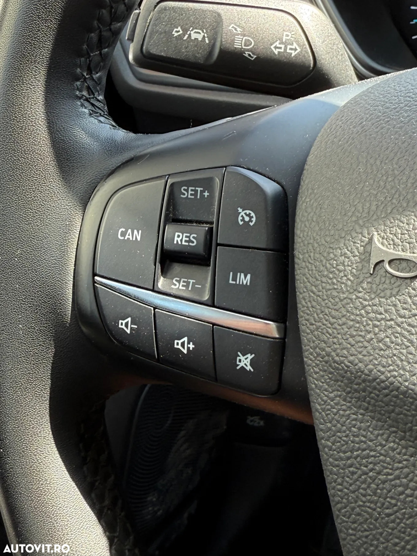 Ford Focus Turnier 1.5 EcoBlue Start-Stopp-System Aut. COOL&CONNECT - 8