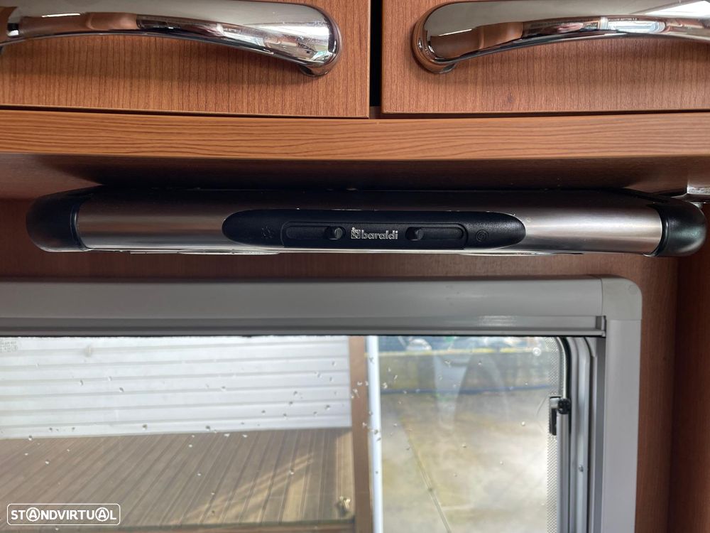 Pilote Explorateur G742 c/Cama Central - Autocaravana - 16