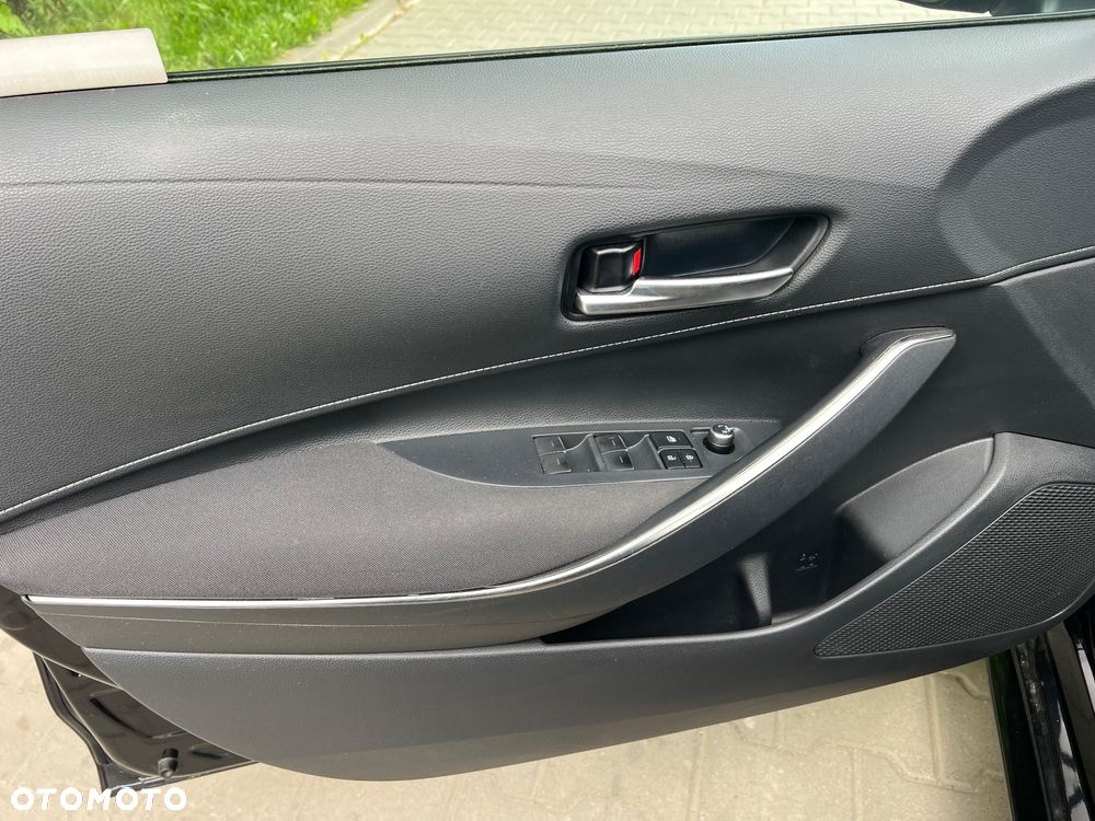 Toyota Corolla 1.8 Hybrid GPF Comfort - 13