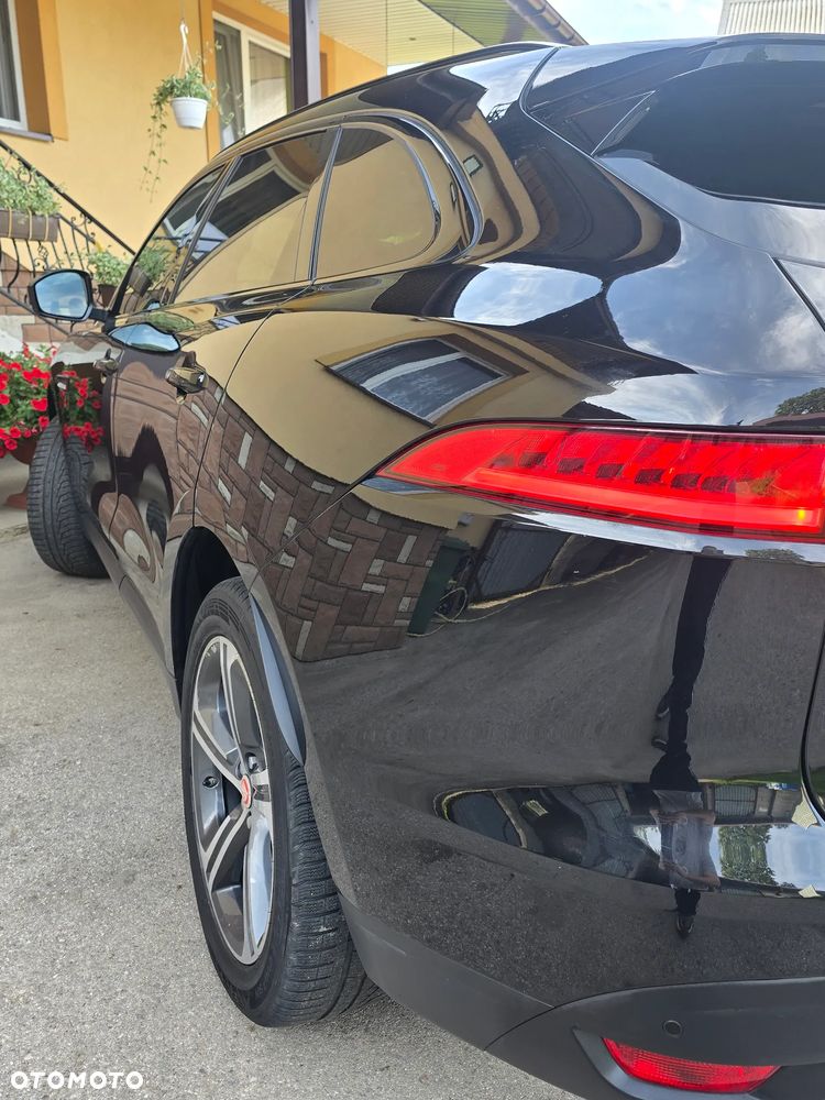 Jaguar F-Pace 2.0 i4D AWD Prestige - 12