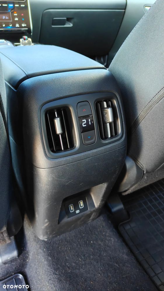 Hyundai Tucson 1.6 T-GDi HEV Executive 4WD - 11