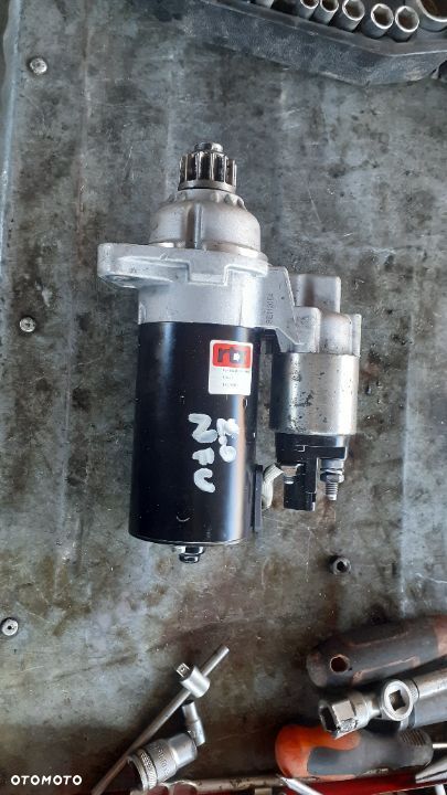 Rozrusznik VW Passat 2.0 TDI  CFF