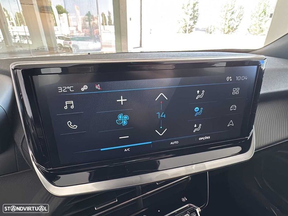 Peugeot 2008 1.2 Hybrid Style e-DCS6 - 18