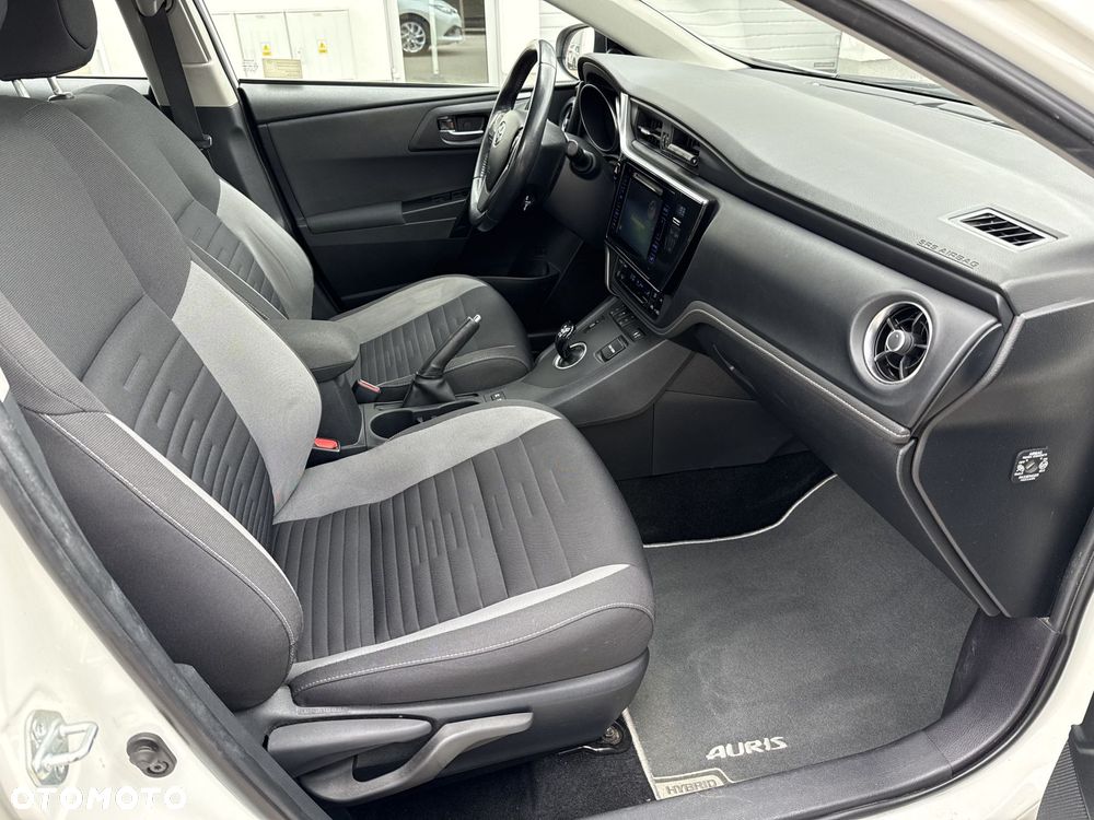 Toyota Auris - 7