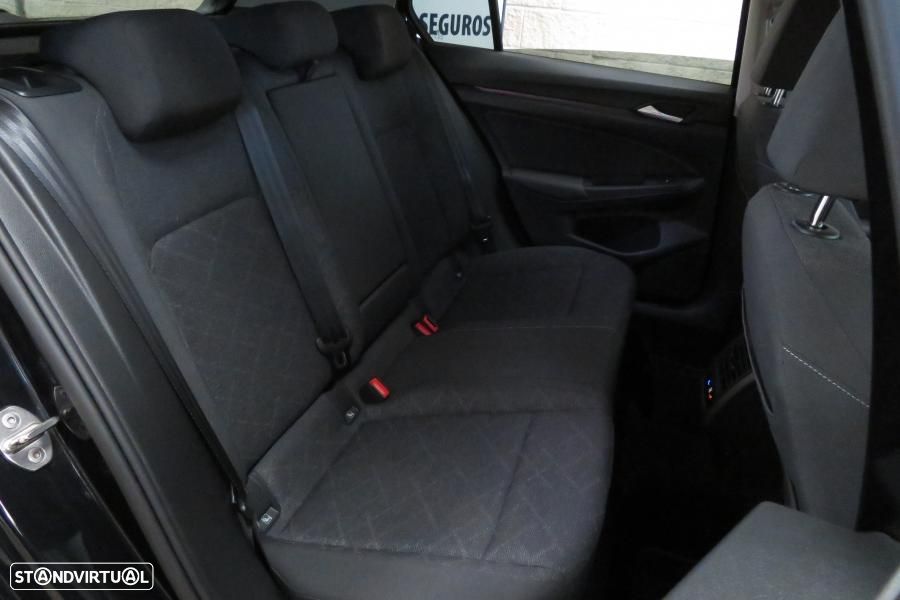 VW Golf 1.0 TSI Life - 13