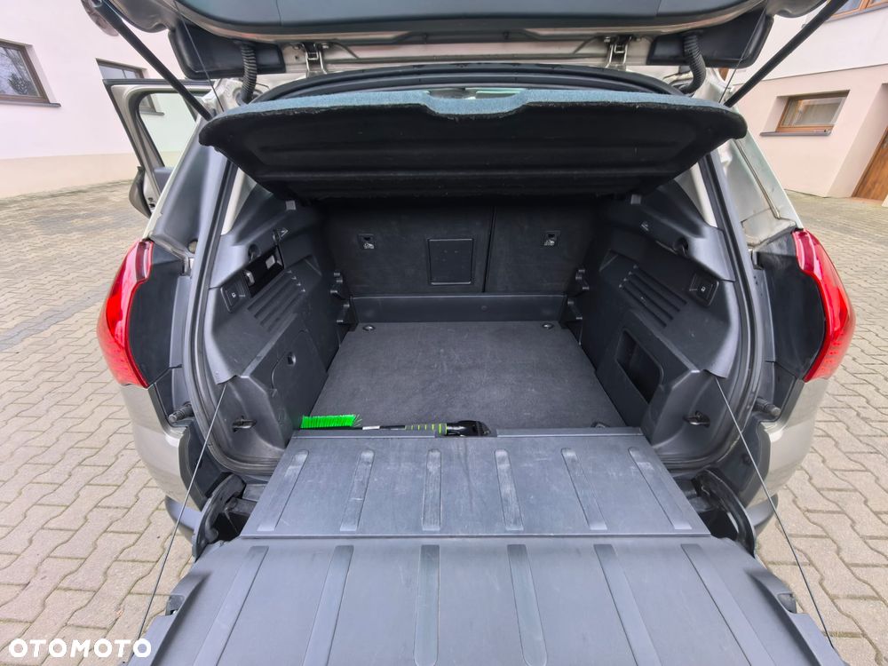 Peugeot 3008 HDi FAP 150 Premium - 27