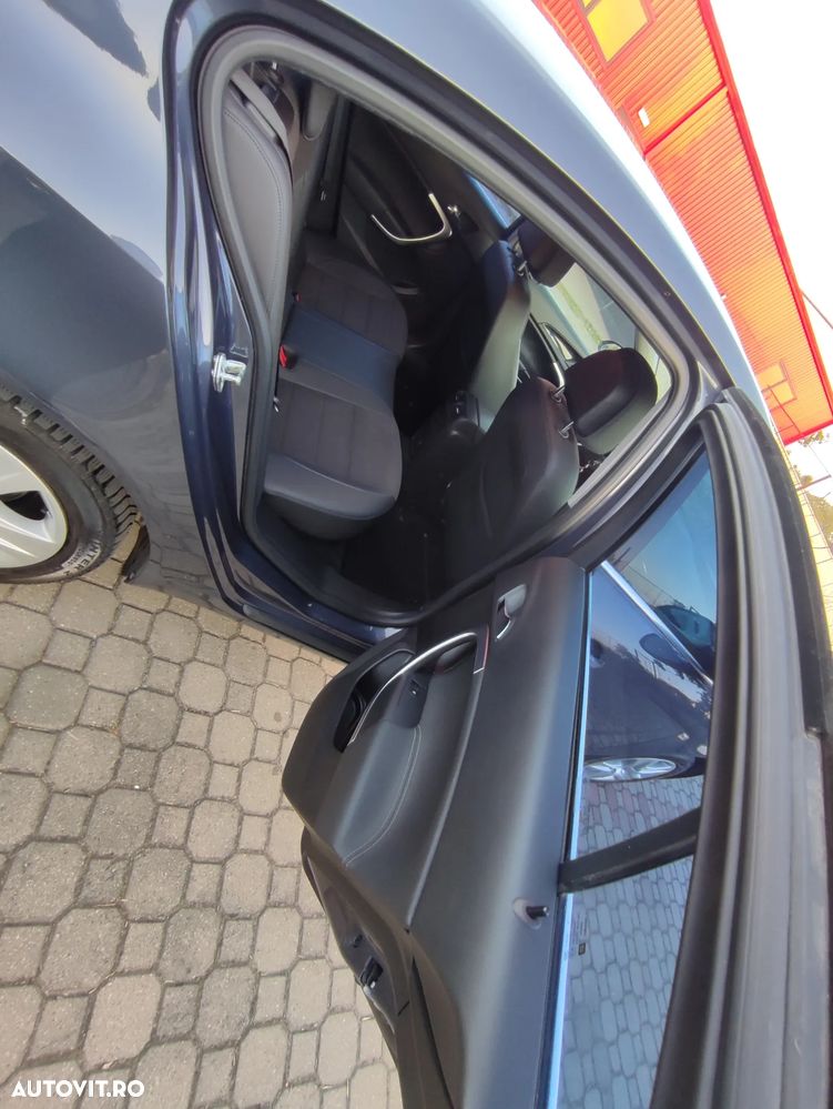 Opel Insignia 2.0 CDTI - 7