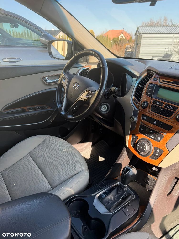 Hyundai Santa Fe - 6