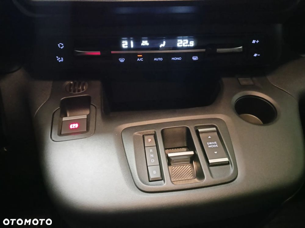 Fiat e Doblo L2 750kG, 136KM, akumulator 50 kWh - 30