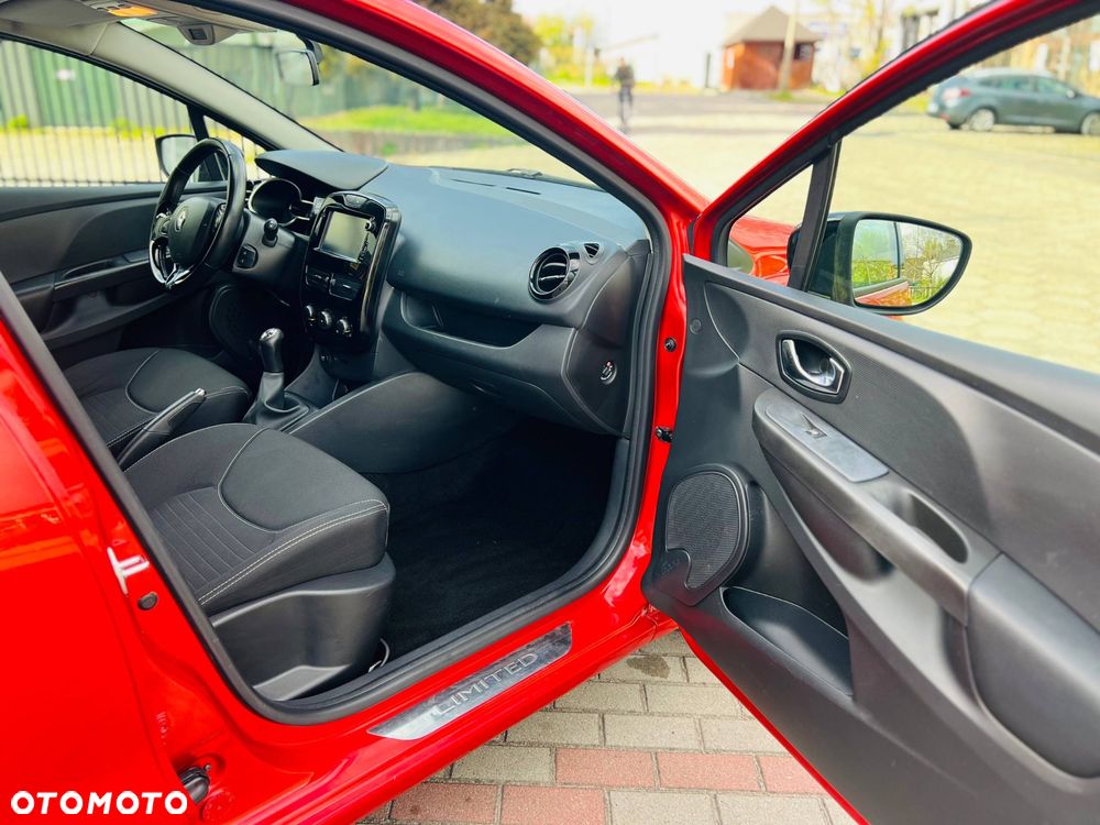 Renault Clio TCe 90 Limited - 12
