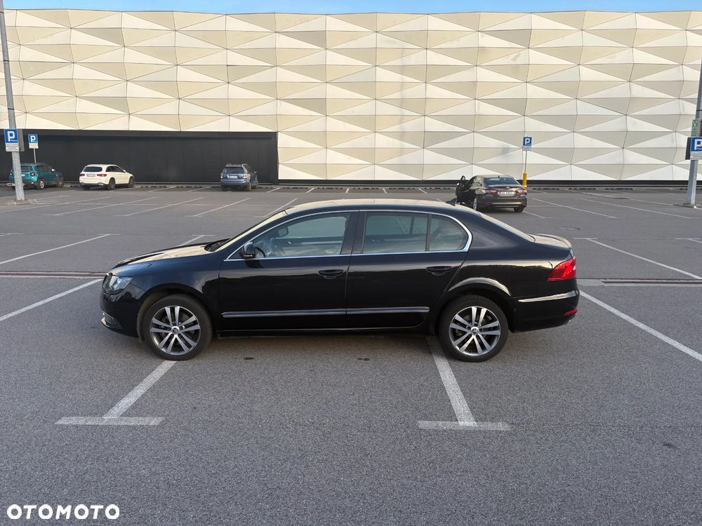 Skoda Superb 2.0 TSI Elegance DSG - 3