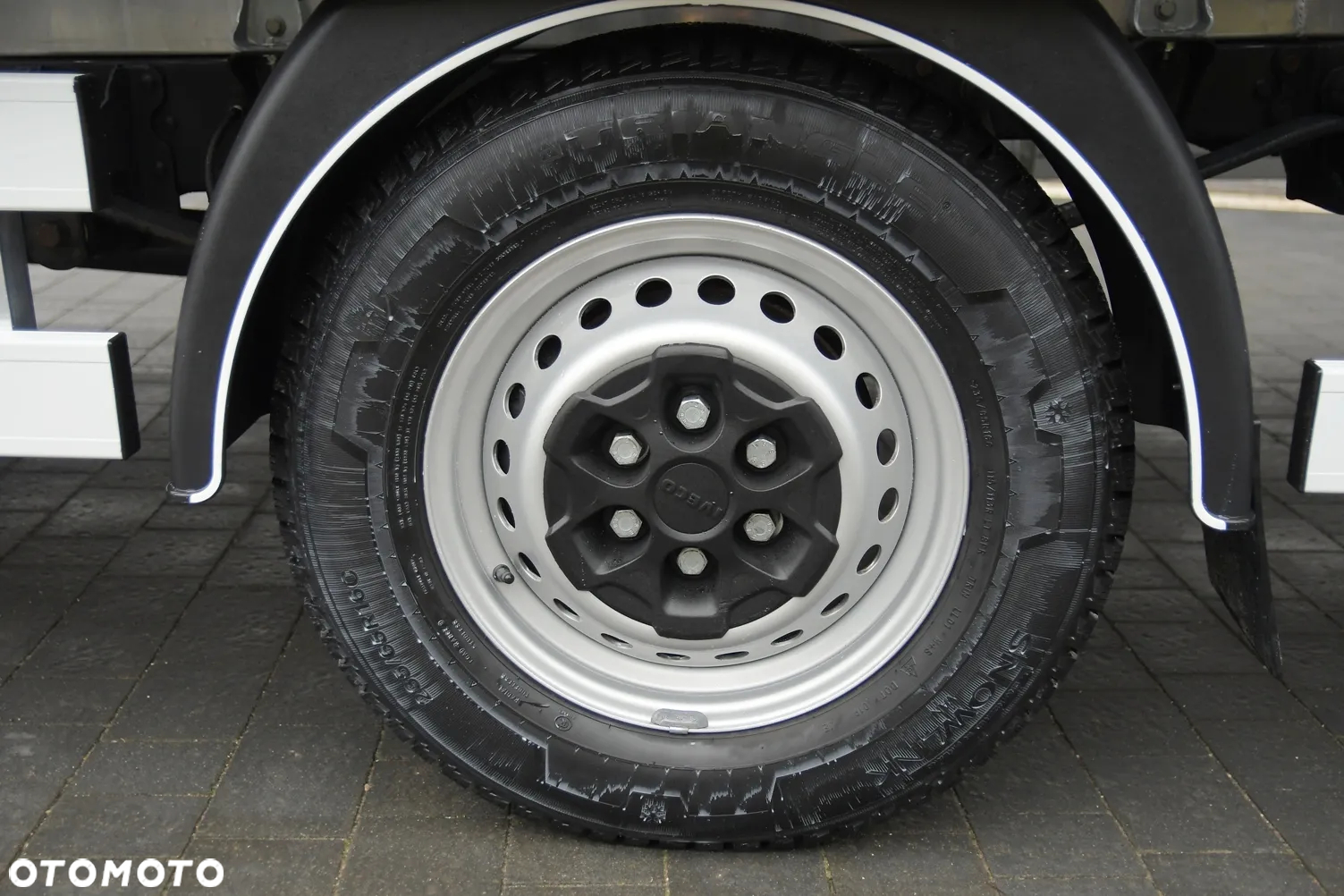 Iveco DAILY 35-140 * 2.3 Diesel HiMatic 140KM * LAWETA *100% Aluminium*Samochód  JAK NOWY!!! - 20