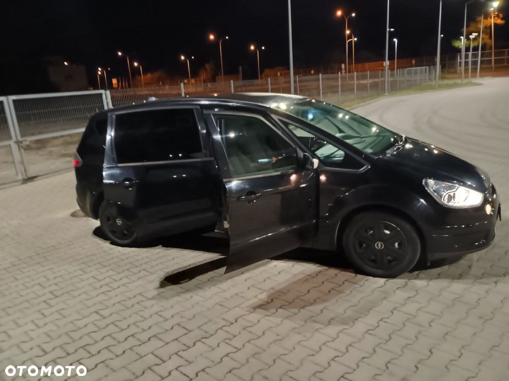 Ford S-Max 2.0 TDCi Trend - 4