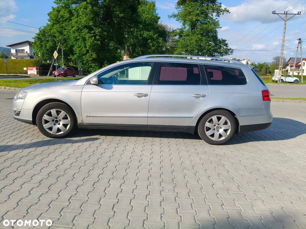 Volkswagen Passat 1.9 TDI Highline - 1