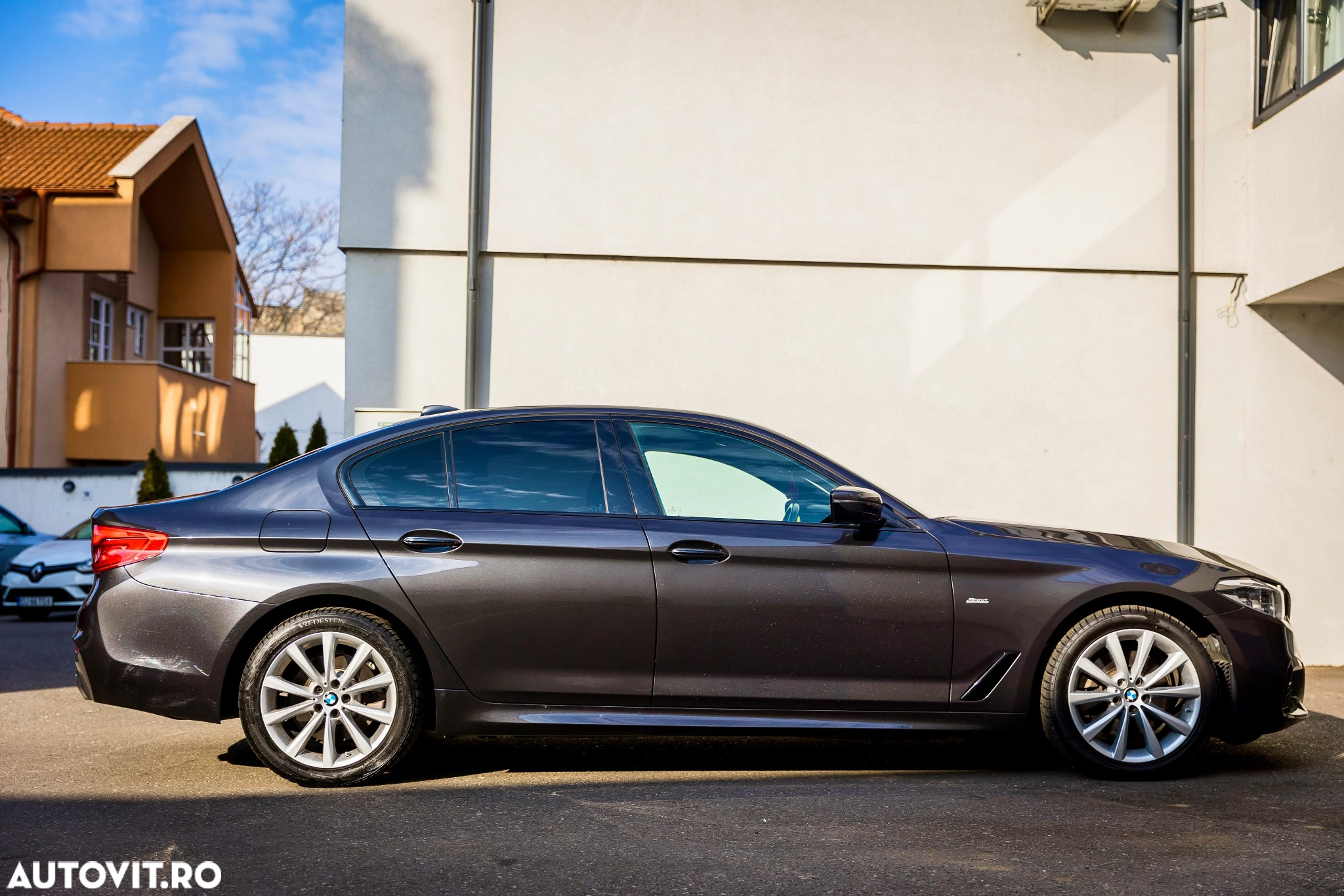 BMW Seria 5 520d Aut. M Sport Edition - 8