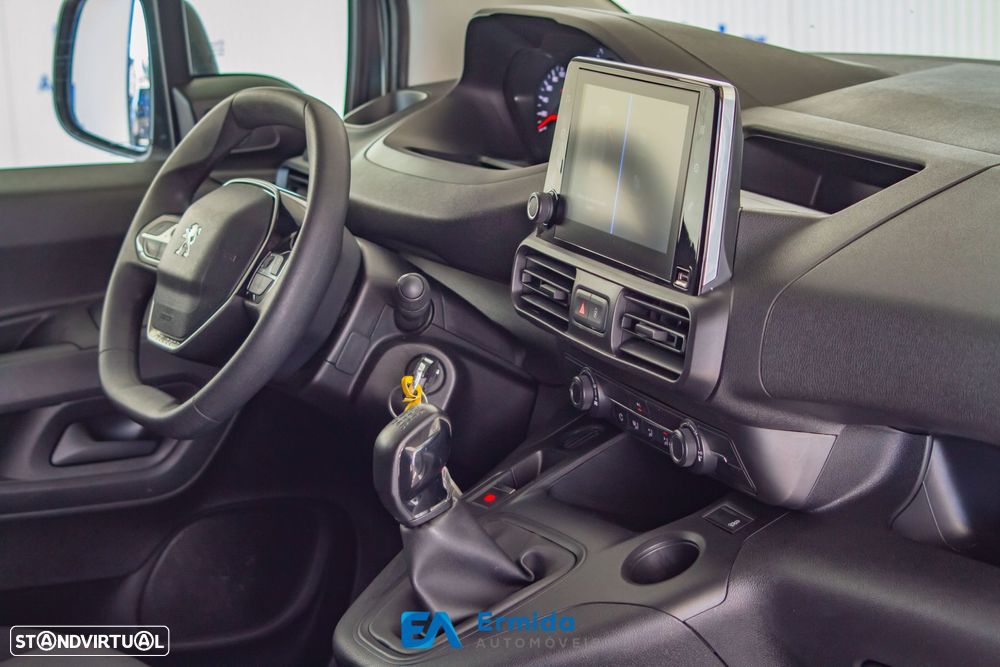 Peugeot Partner 1.5 BlueHDi Asphalt Standard - 32