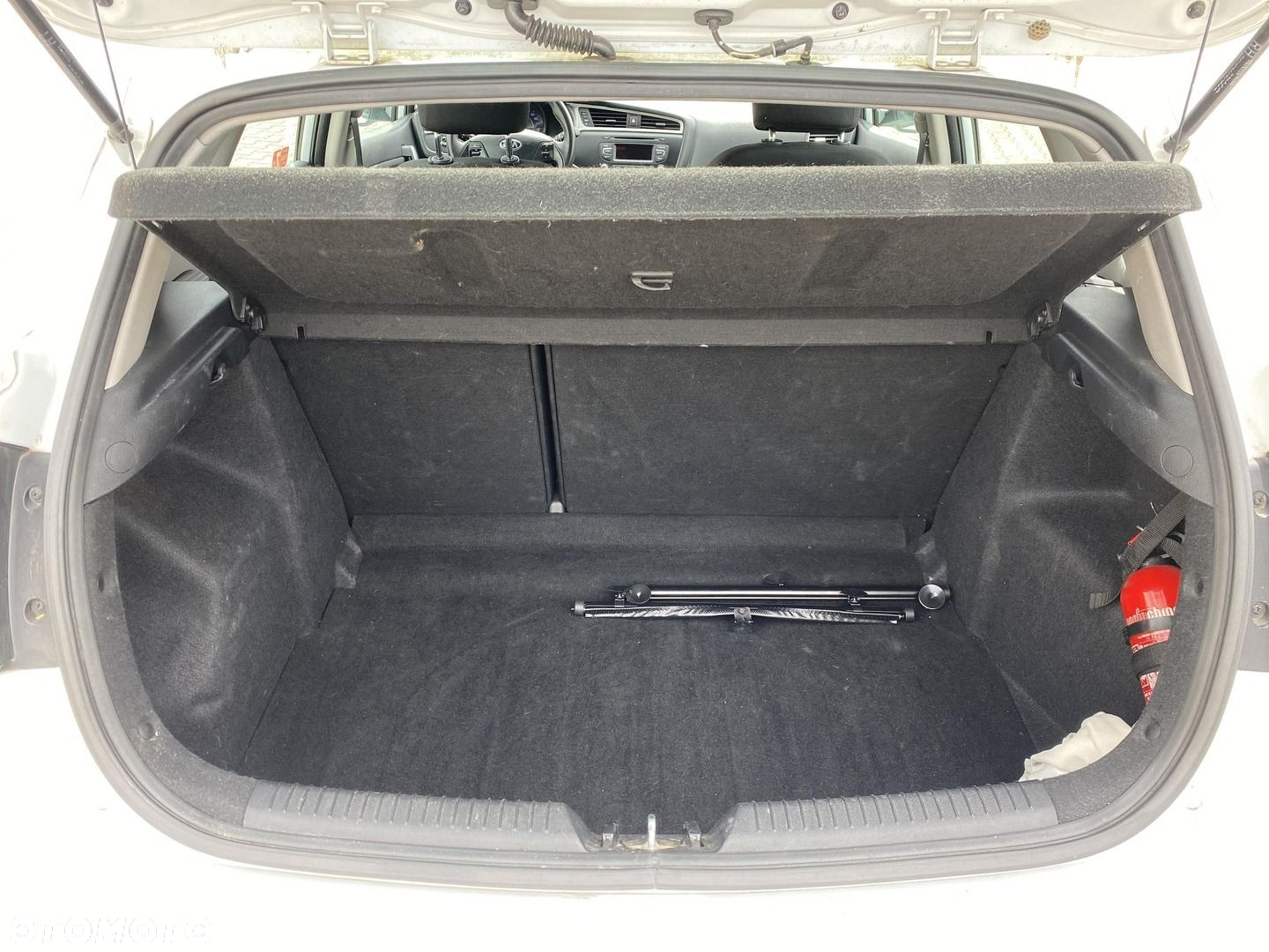 Kia Ceed - 15