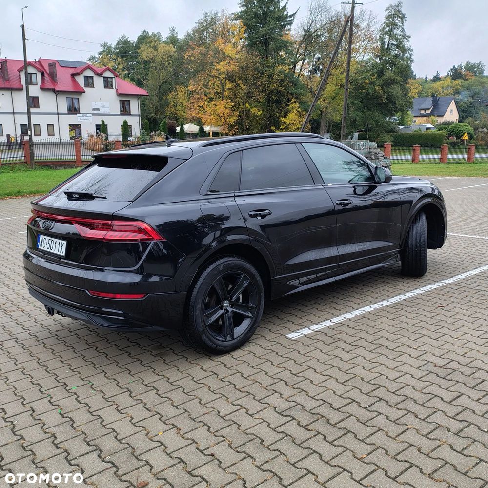 Audi Q8 55 TFSI mHEV Quattro Tiptronic - 11