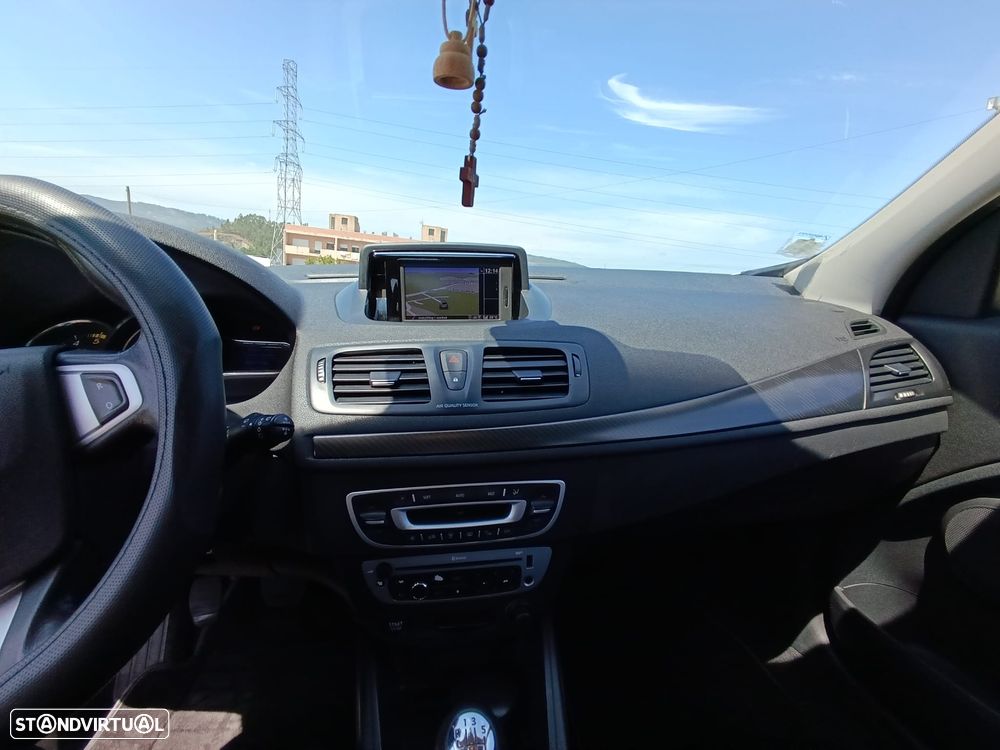 Renault Mégane Sport Tourer ENERGY dCi 110 Start & Stopp Paris Business - 19