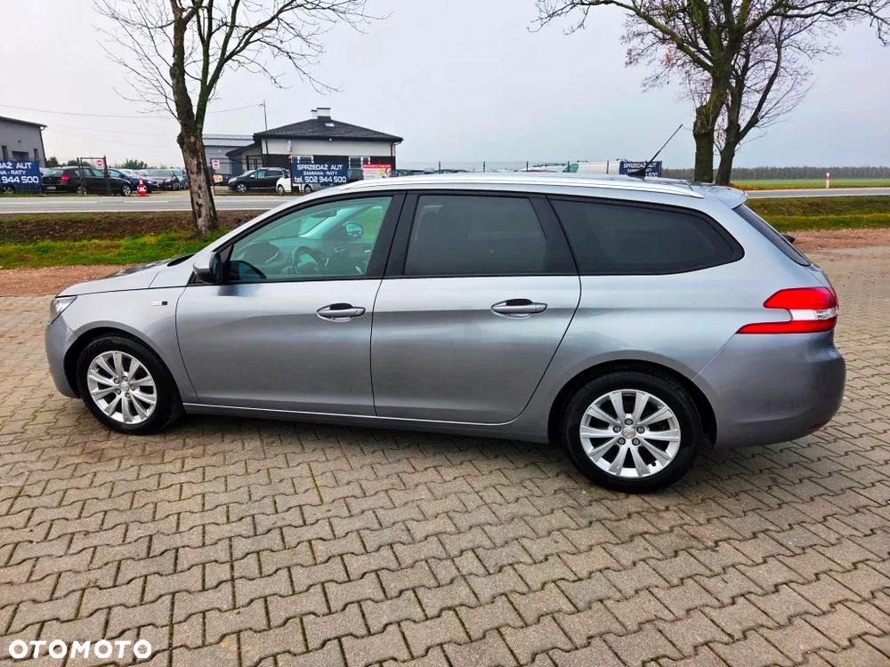 Peugeot 308 1.6 BlueHDi Style S&S - 15