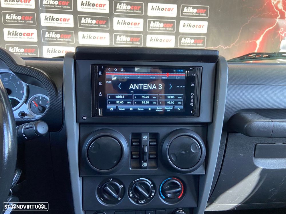 Jeep Wrangler Unlimited 2.8 CRD DPF Auto Sahara - 16