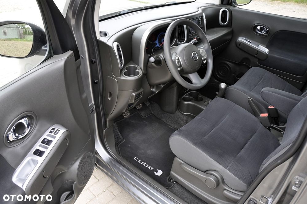 Nissan Cube - 11