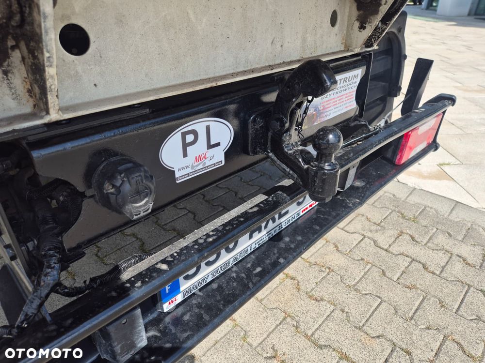 Iveco Daily 65 C 18 / 3.0 DIESEL / HDS FASSI F28B / WYWROTKA / MOCNA RAMA / BEZWYPADKOWY / SERWISOWANY / MOCNY SILNIK / EURO 4 / BEZWYPADKOWY - 18