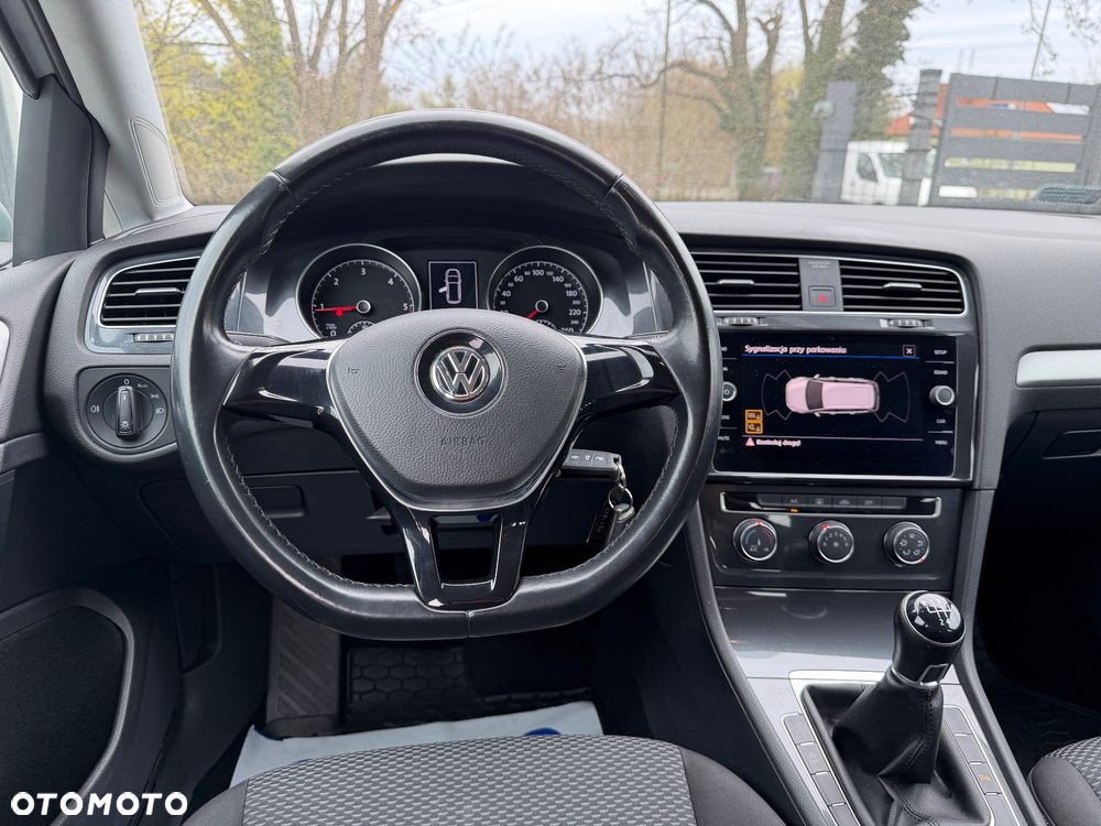 Volkswagen Golf 1.6 TDI BMT Comfortline - 15