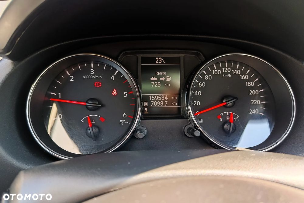 Nissan Qashqai 1.6 DCi Tekna - 24
