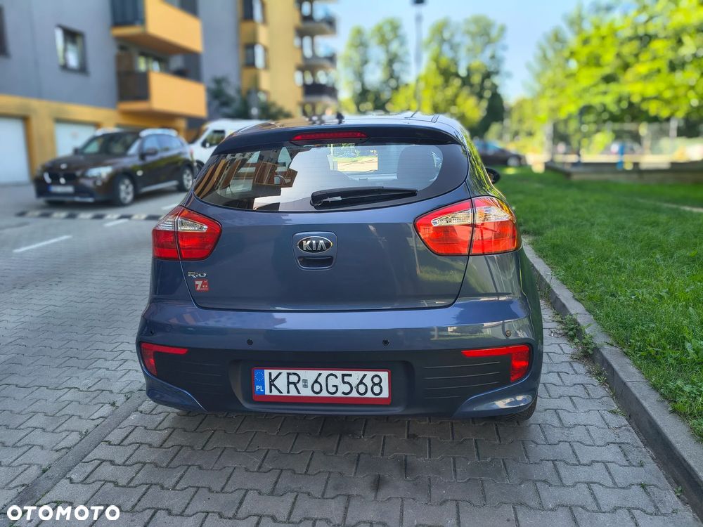 Kia Rio 1.2 M - 8