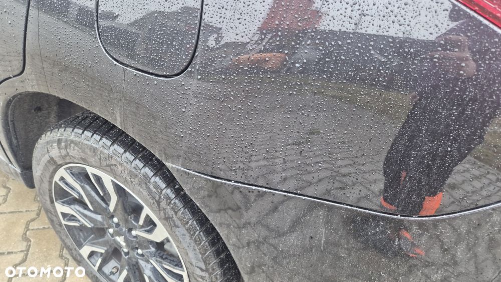 Mitsubishi Outlander 2.0 4WD Plus - 23
