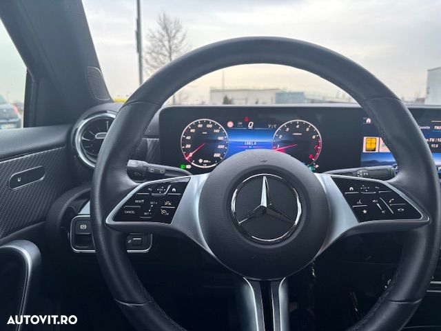 Mercedes-Benz A 200 Sedan 7G-DCT Lim. Progressive Advanced - 7