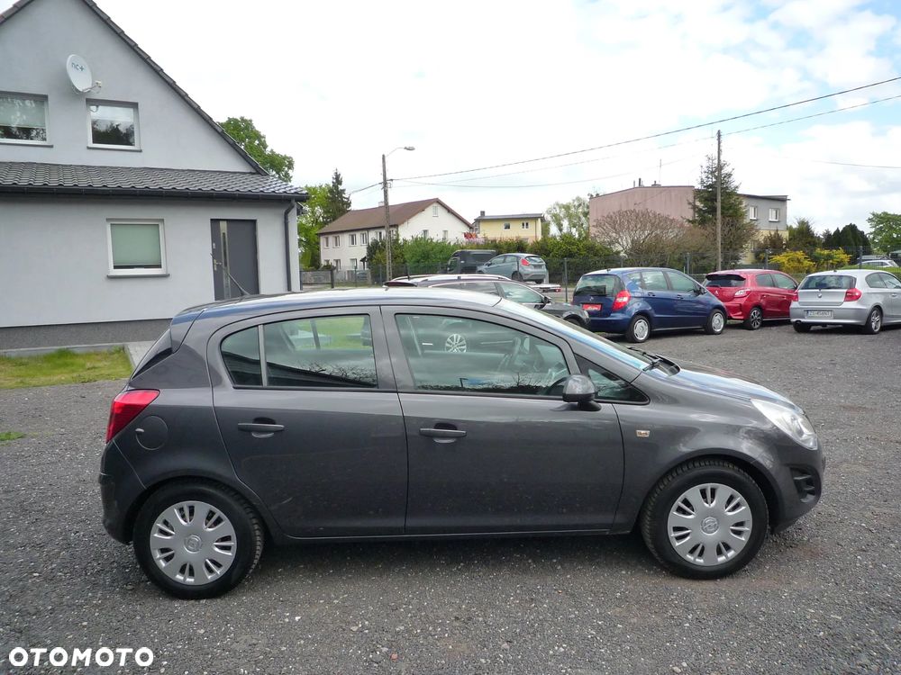 Opel Corsa 1.2 16V Enjoy - 2