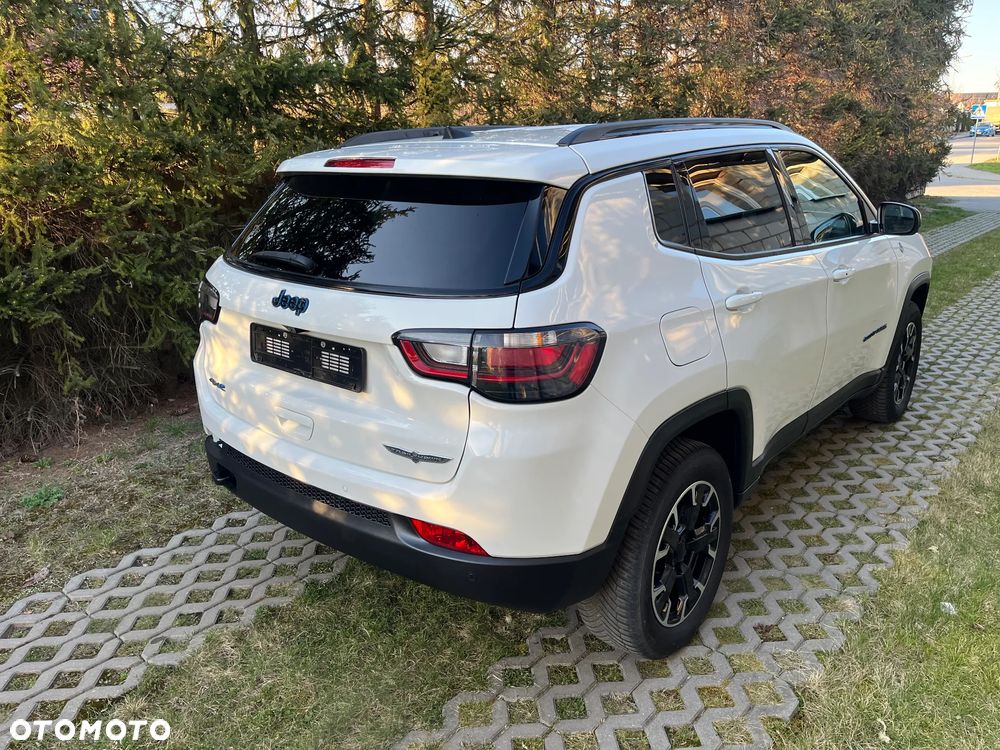 Jeep Compass 1.3 T-GDI 4xe Automatik Trailhawk - 4