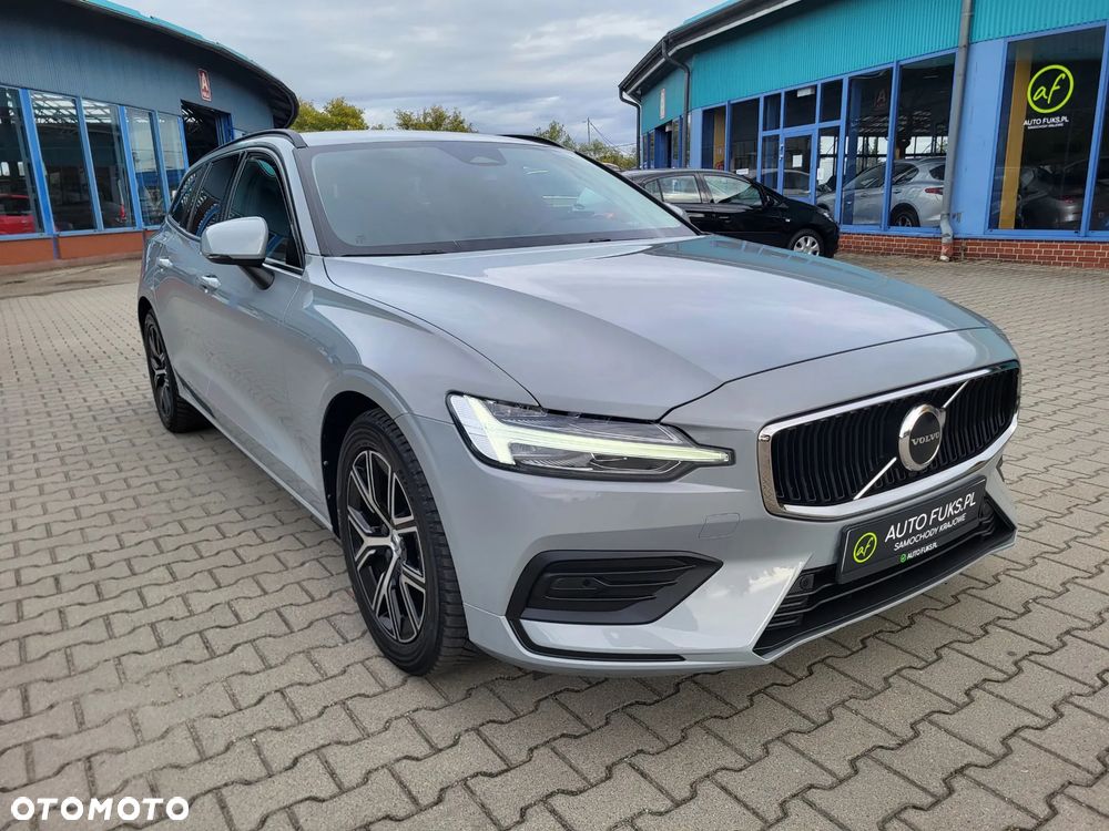 Volvo V60 2023 photo 3