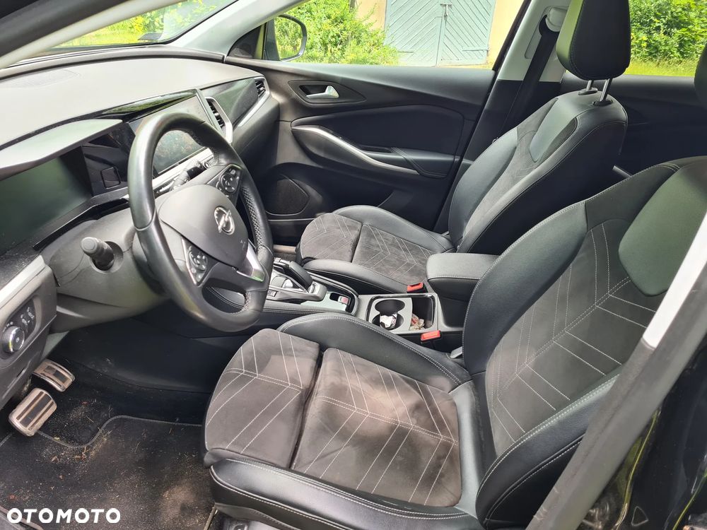 Opel Grandland 1.6 T PHEV 4x4 Business Elegance - 9
