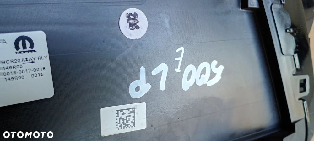 Ładowarka indukcyjna indukcja stacja Fiat 500E 735715244 - 2