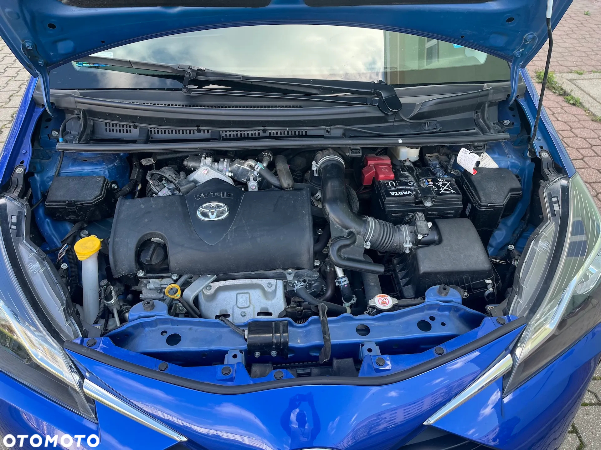 Toyota Yaris 1.5 Premium - 12