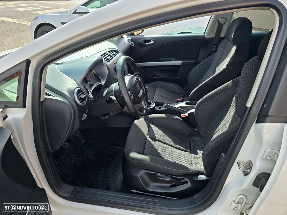 SEAT Leon 1.6 TDI Sport - 9
