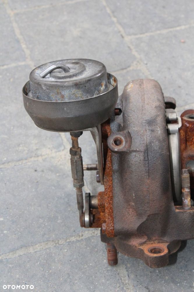 TURBOSPRĘŻARKA TURBINA AVENSIS T25 COROLLA VERSO II 2,2 D-CAT 17201-0R020 - 2