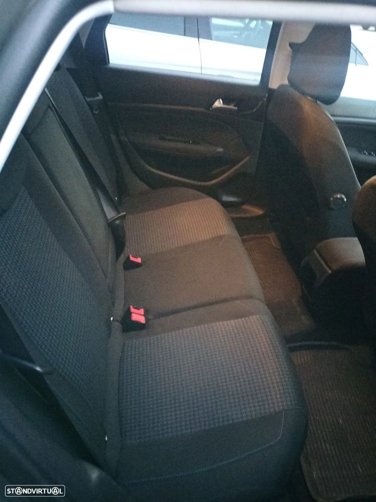 Peugeot 308 SW BlueHDi 100 Stop & Start Active - 5