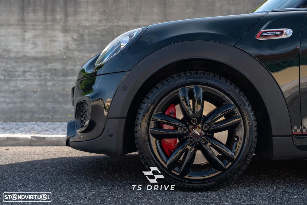 MINI 3 Portas John Cooper Works - 16