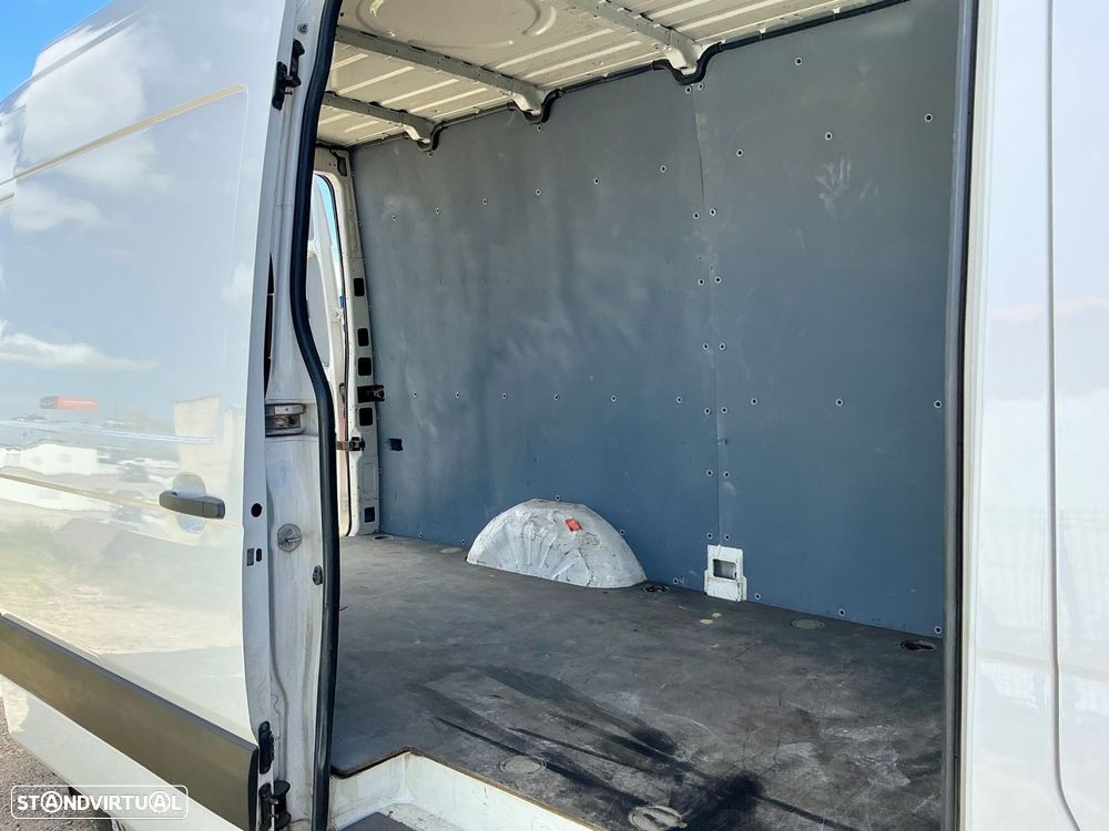 Hyundai H350 2.5 CRDi LWB Access - 4